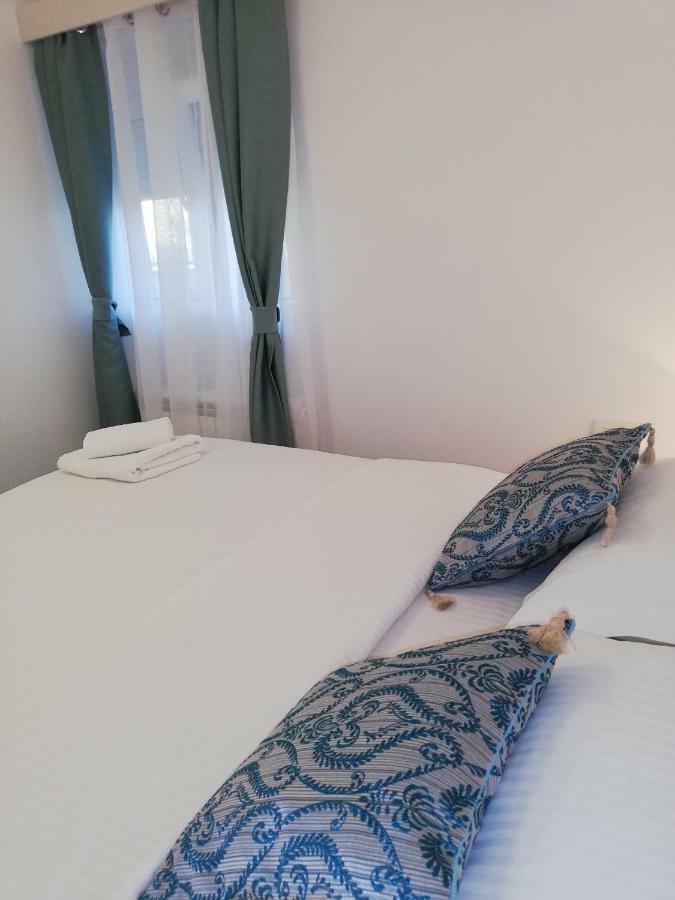 טיווט Apartmani Stefanija מראה חיצוני תמונה
