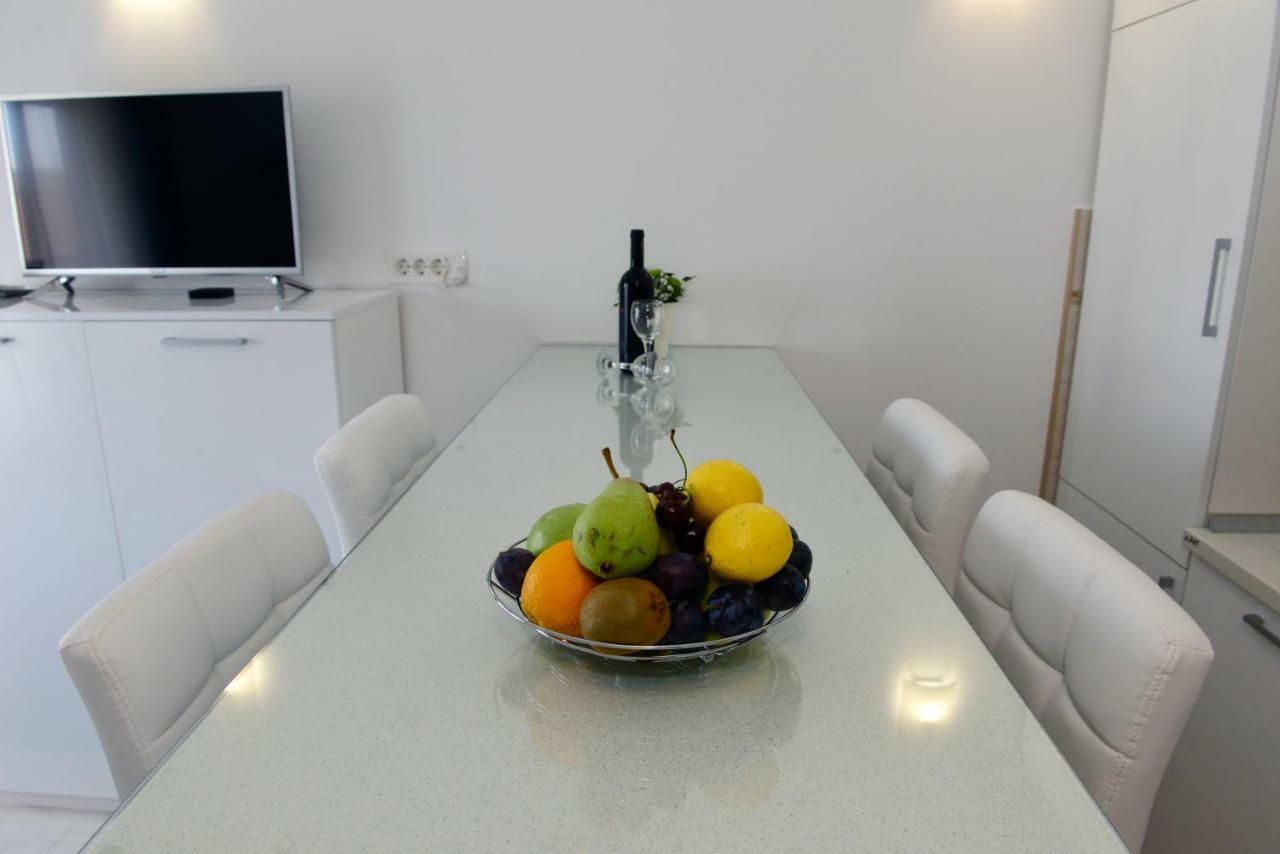 טיווט Apartmani Stefanija מראה חיצוני תמונה