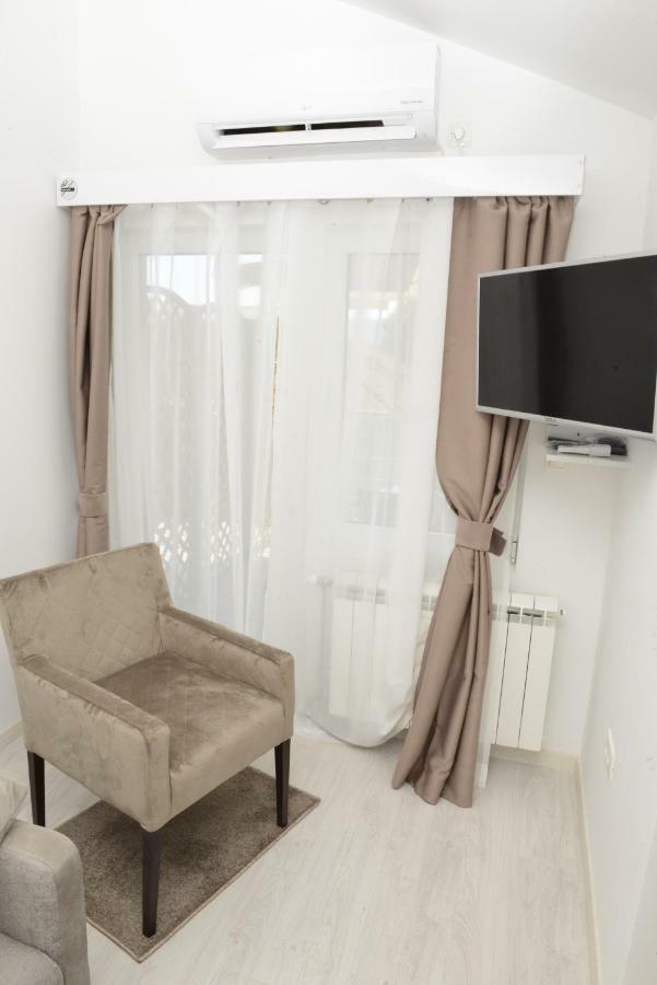 טיווט Apartmani Stefanija מראה חיצוני תמונה